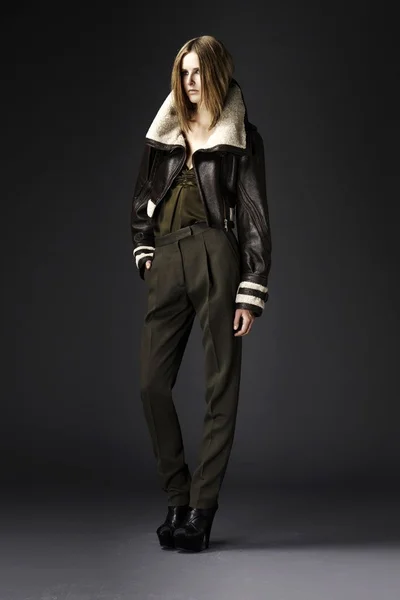 Look 12